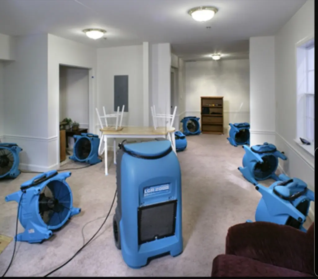 Air movers and dehumidifier setup for Water Extraction & Removal in Eufaula