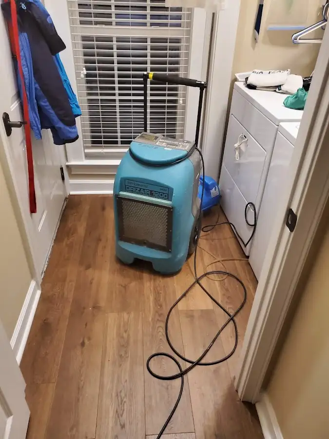 Commercial dehumidifier deployed for Flood Damage Cleanup in Eufaula